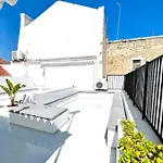 Pensionat Saint Patrick-guest House Del 1200 4*