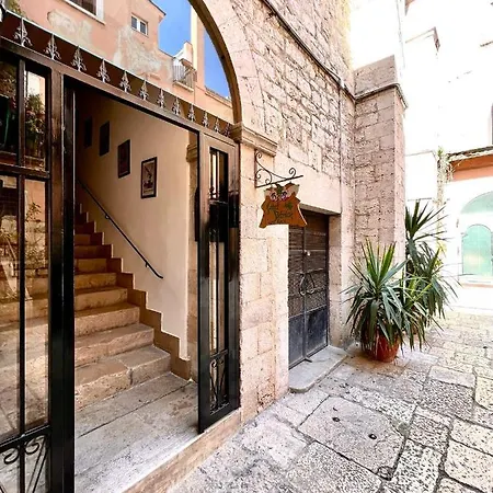 Saint Patrick-guest House Del 1200 Барлетта