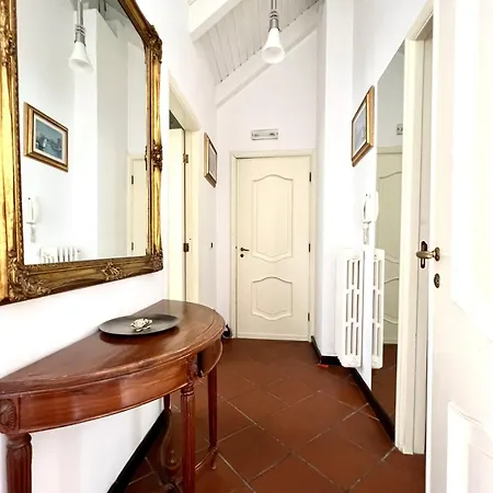 Saint Patrick-guest House Del 1200 Гостевой дом