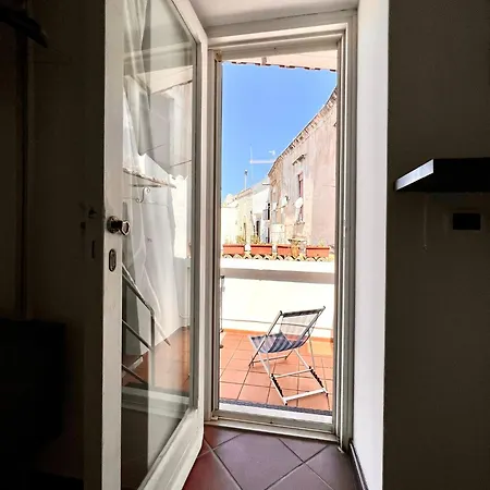 Konukevi Saint Patrick 4*