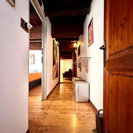 Saint Patrick-guest House Del 1200