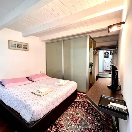 Saint Patrick-guest House Del 1200 Πανσιόν Μπαρλέτα